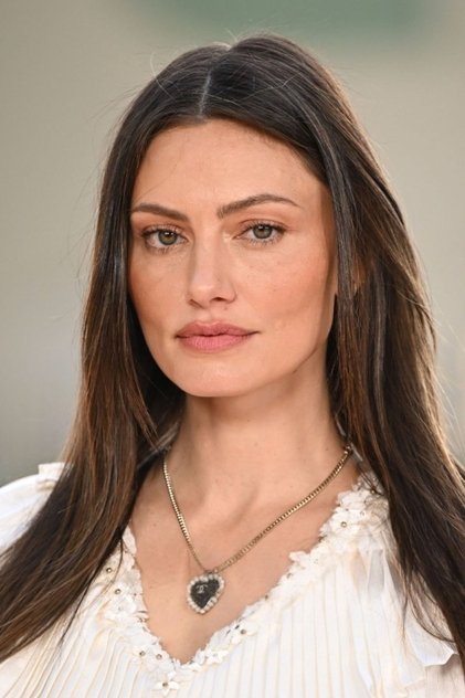 Phoebe Tonkin
