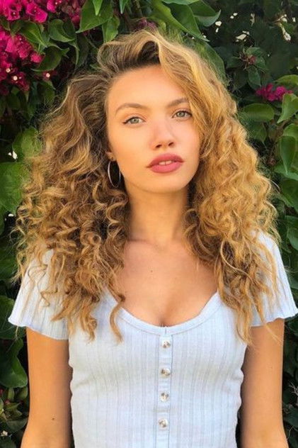 Bensu Uğur
