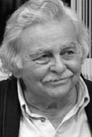 Искандер Хамраев