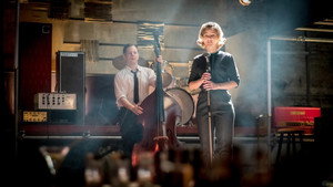 bg-image-low-res